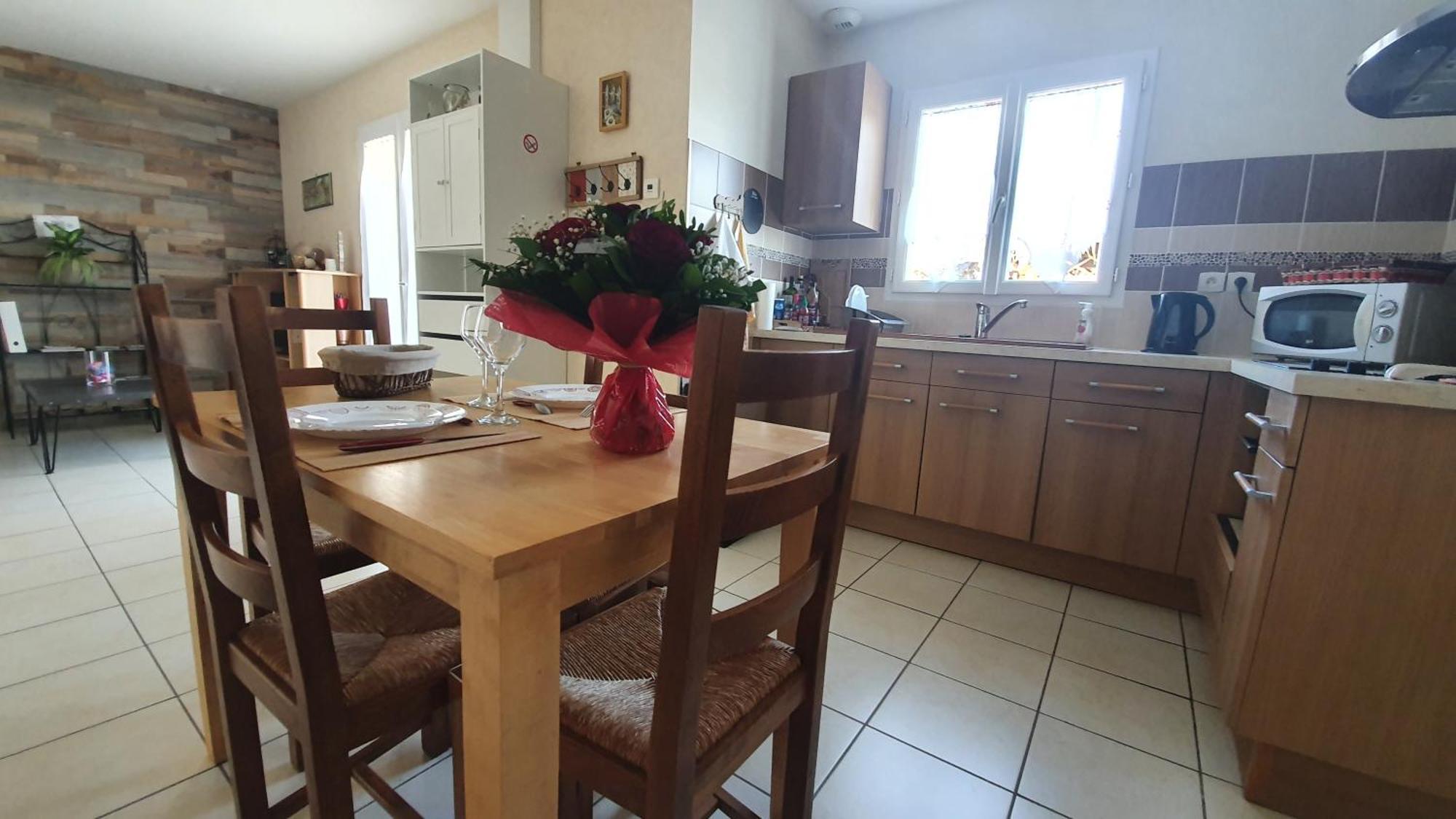 Agapanthe Villa Saint-Georges-les-Baillargeaux ภายนอก รูปภาพ